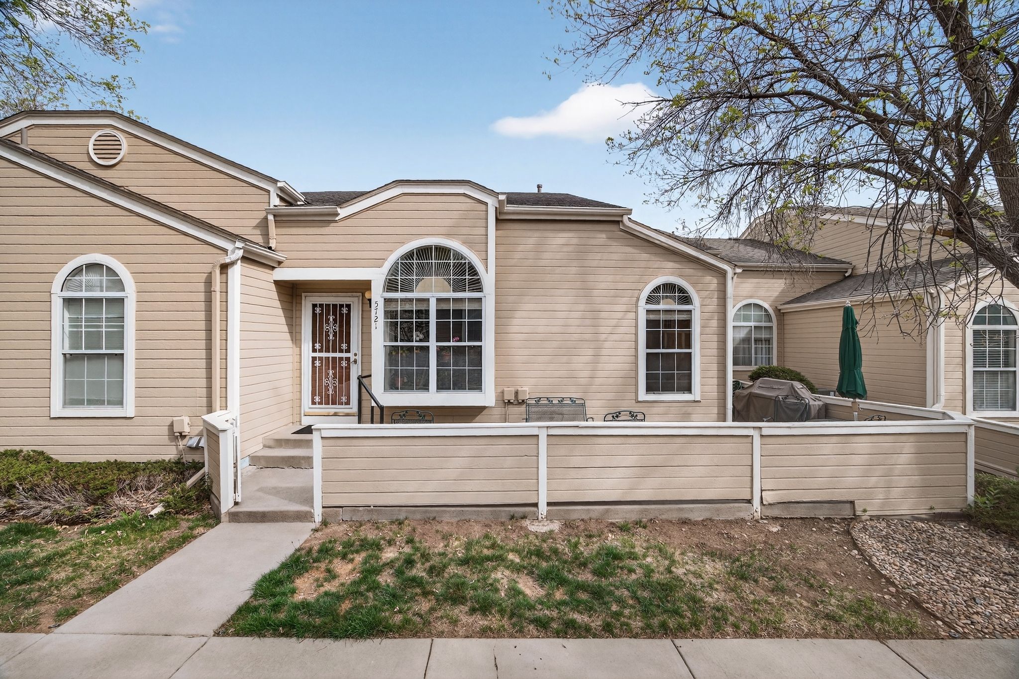 5721 W Asbury Pl